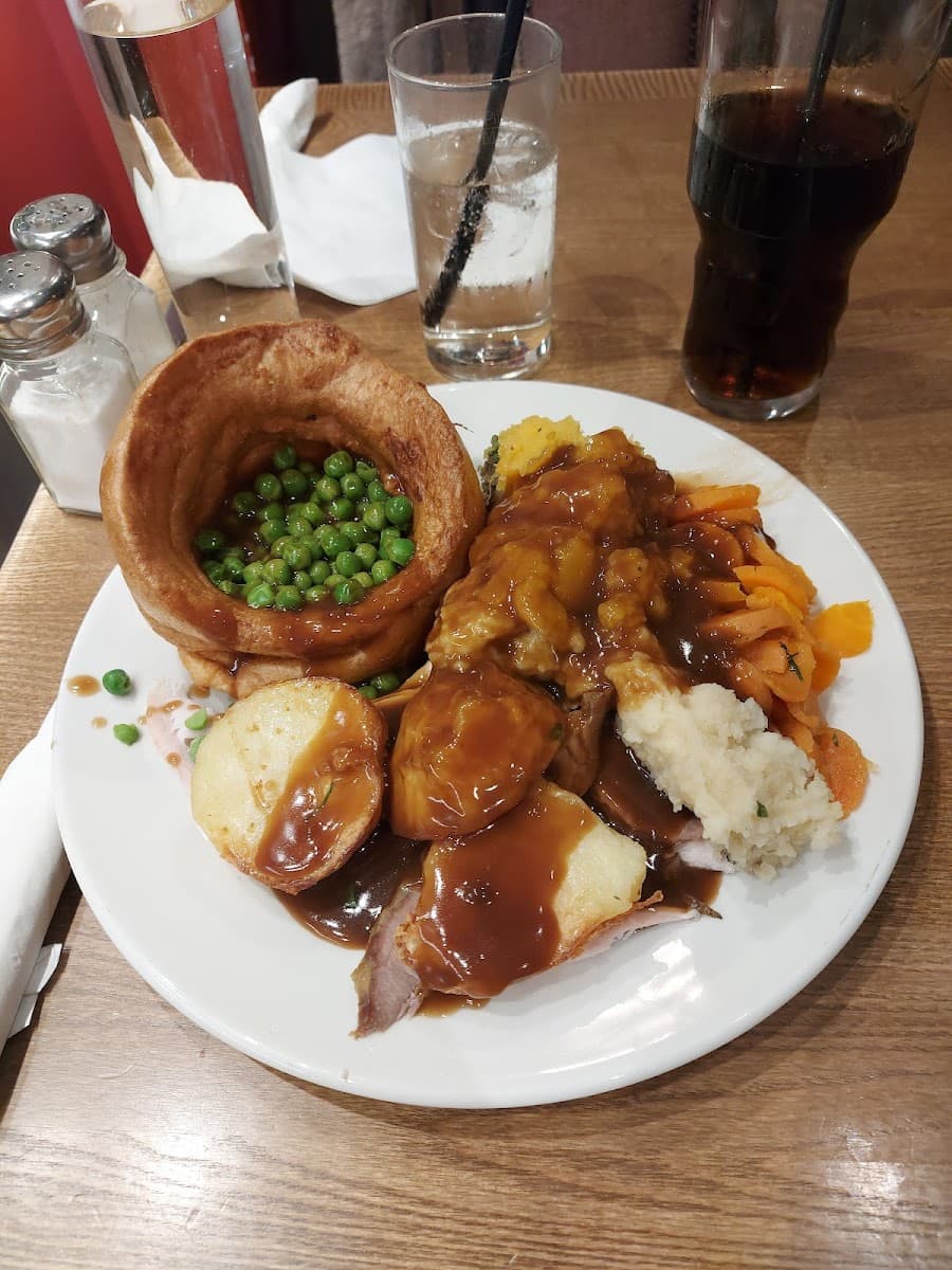 Toby Carvery Hinton