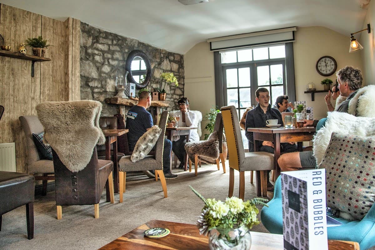19 The Wine Bar