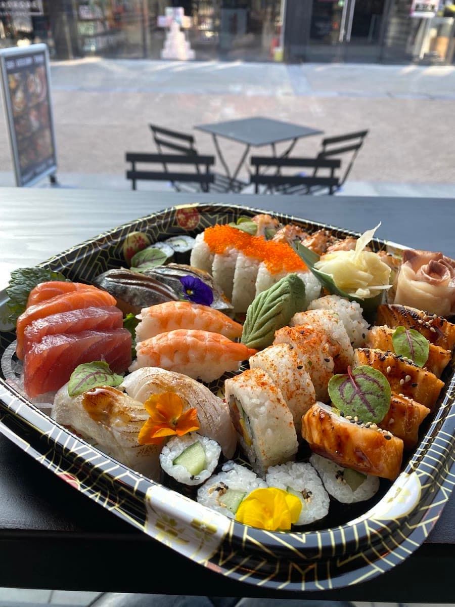 Zumuku Sushi Lark Lane