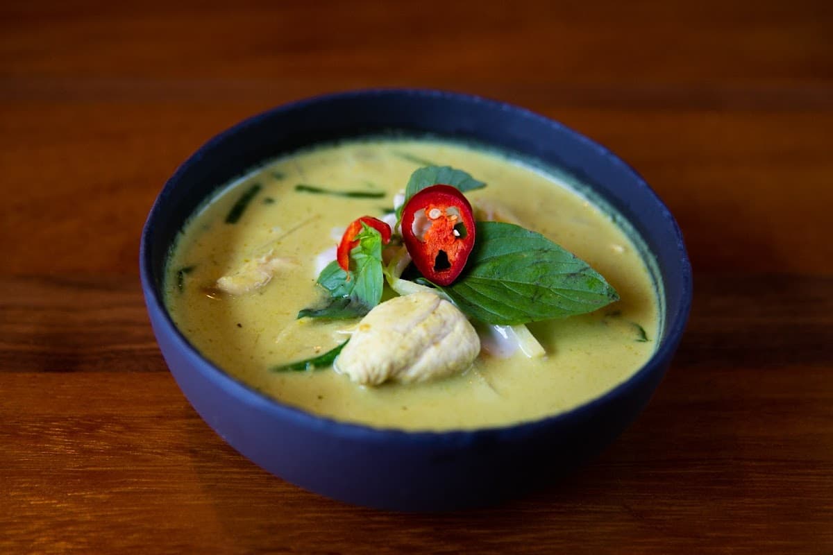 Tuk Tuk - Thai Kitchen & Bar