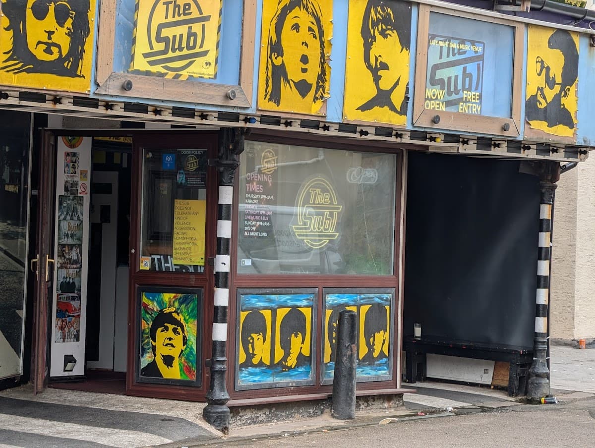 THE CRAZY SCOTS BAR