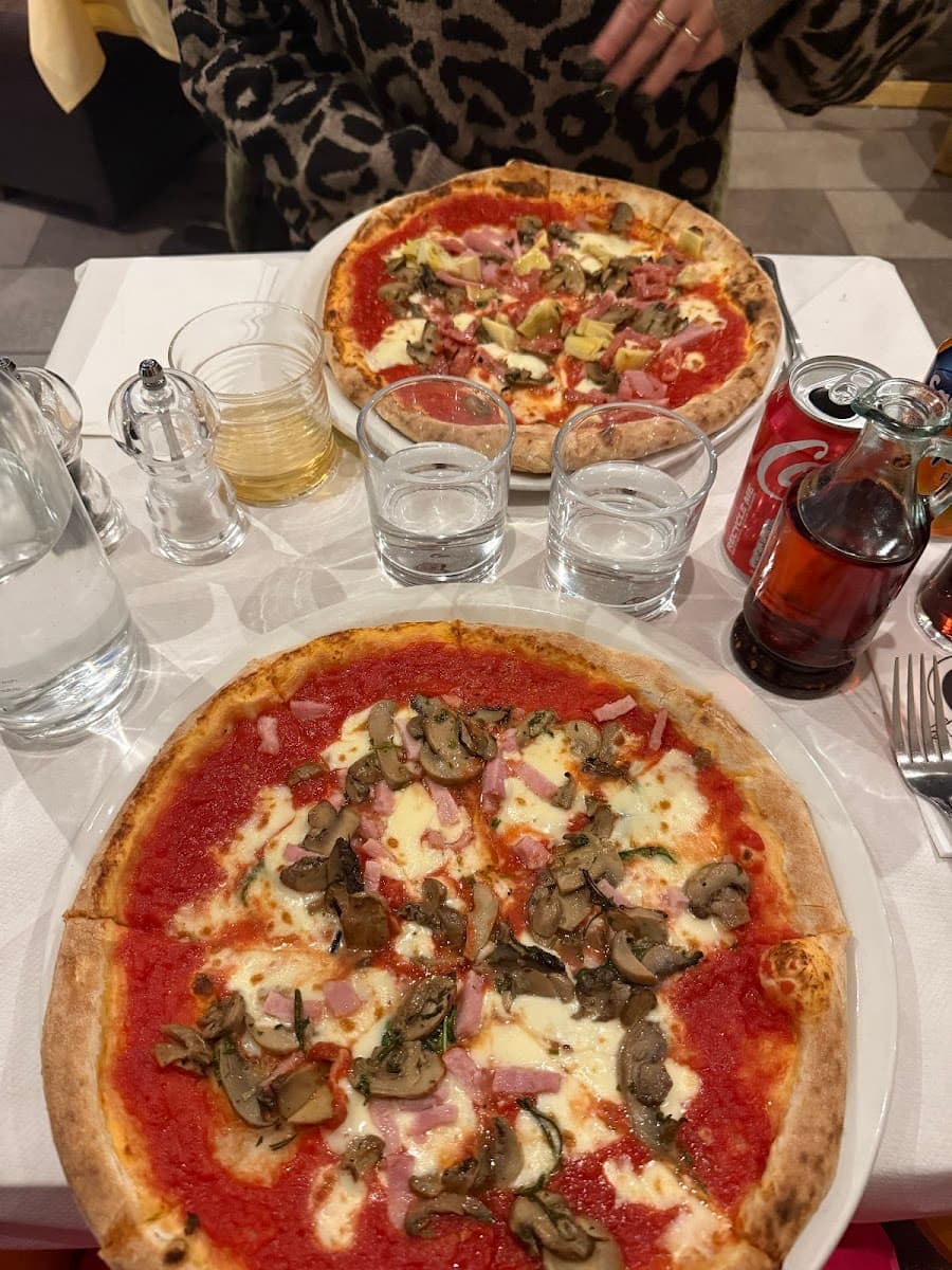 Piccola Ristorante Pizzeria Napoletana