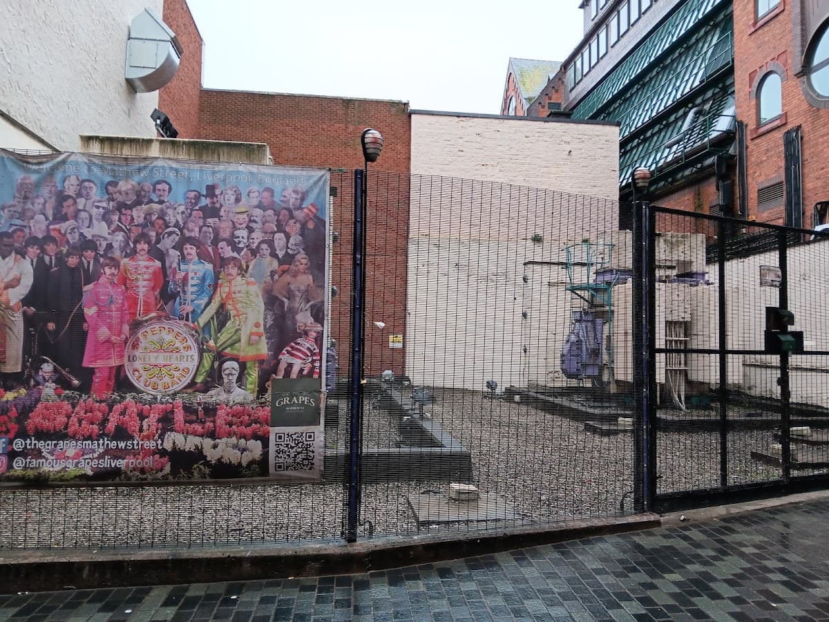 John Lennon Statue - Mathew Street