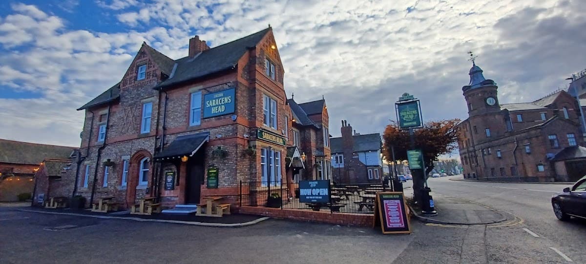 The Saracens Head, Wilderspool Causeway