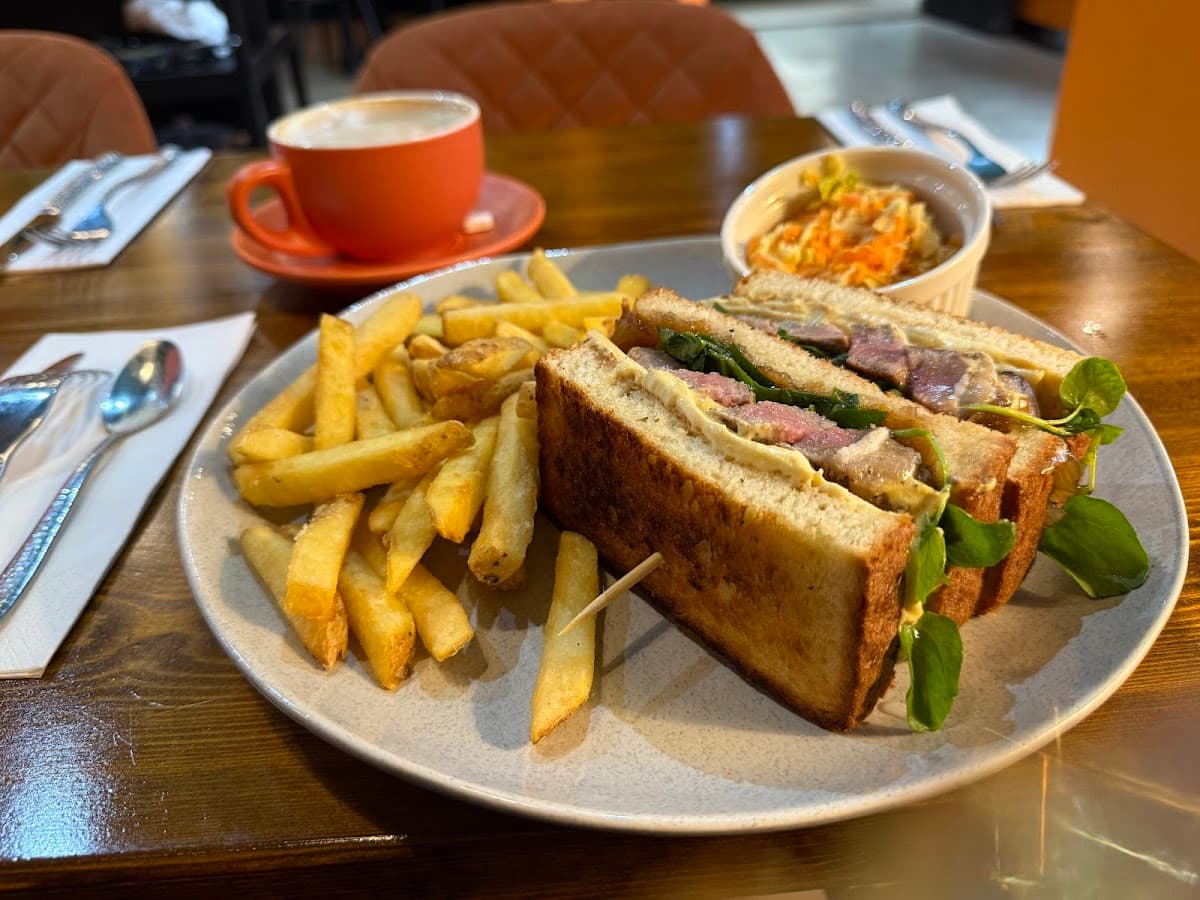 Eastern Jam Cafe & Restaurant