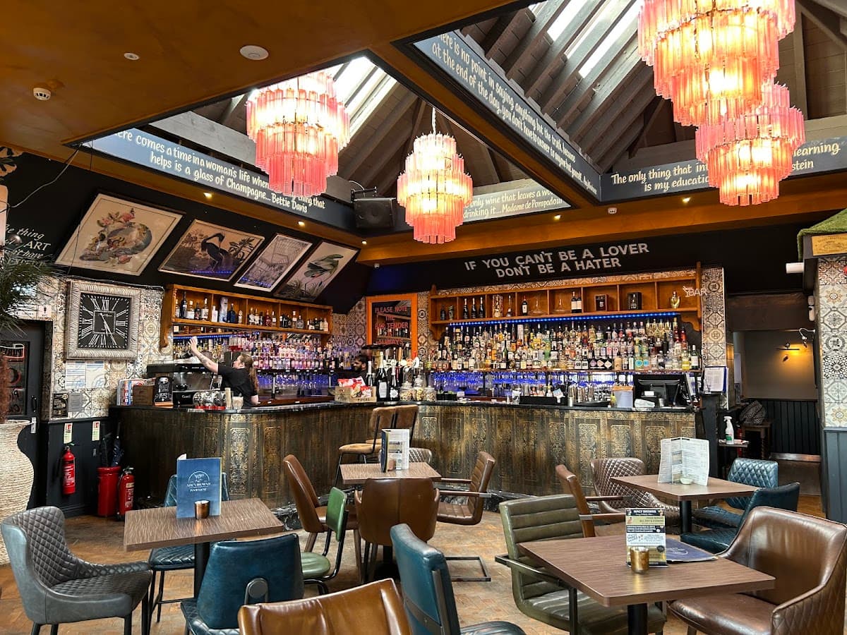 Macy Brown's - Cocktail Bar Whitby