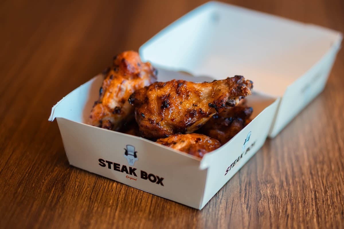 STEAKBOX Restaurant
