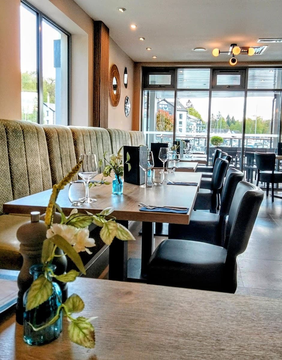 Marina View | Bar & Restaurant