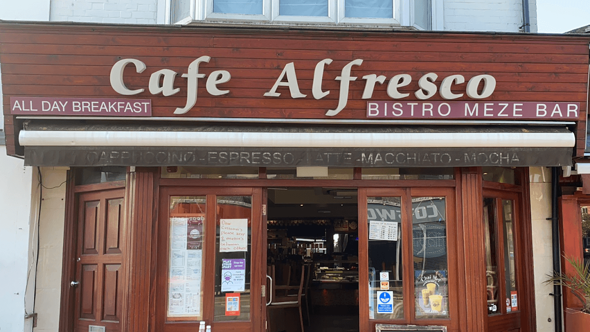 Cafe Alfresco