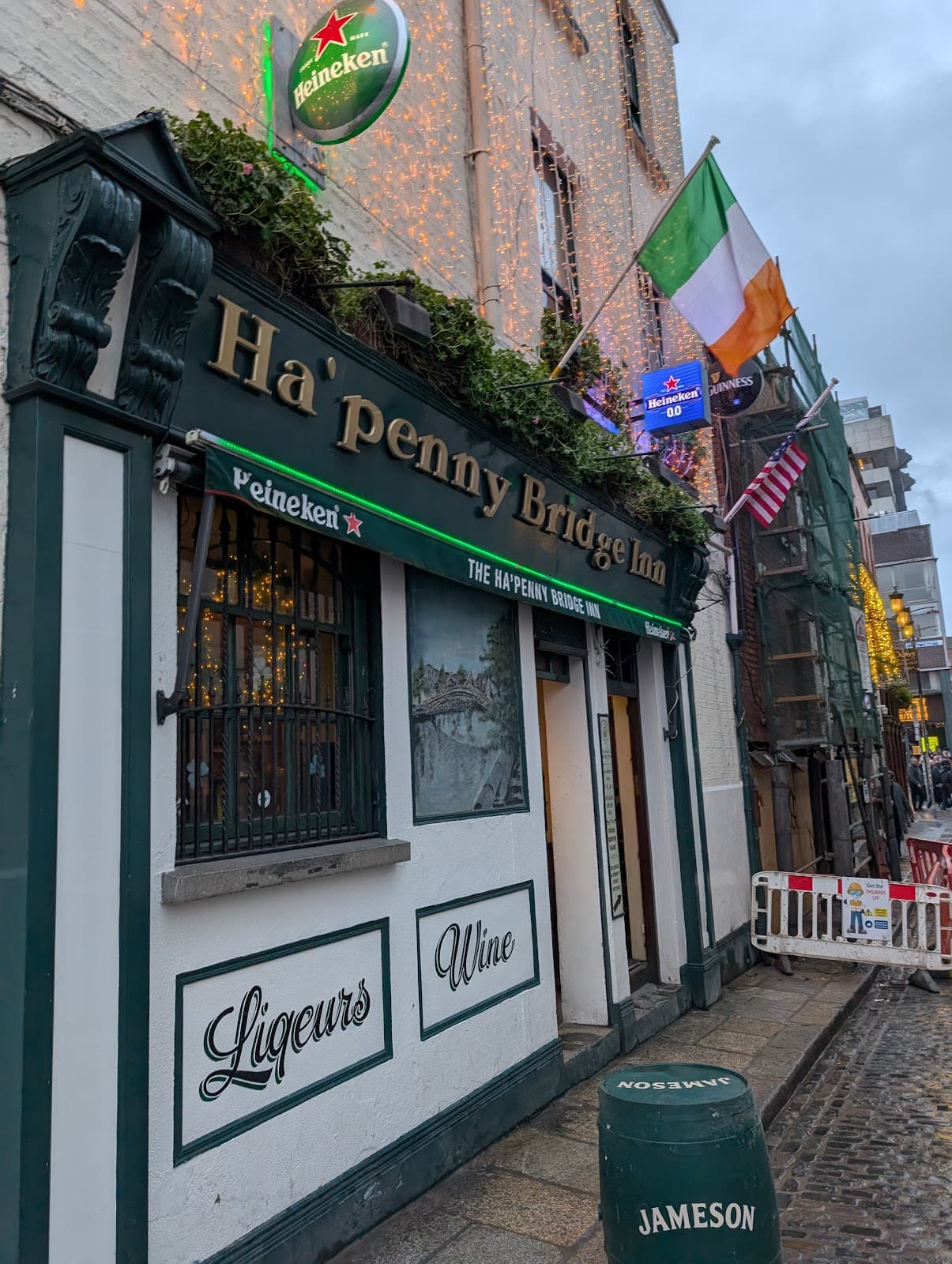 The Ha'penny Bridge Inn