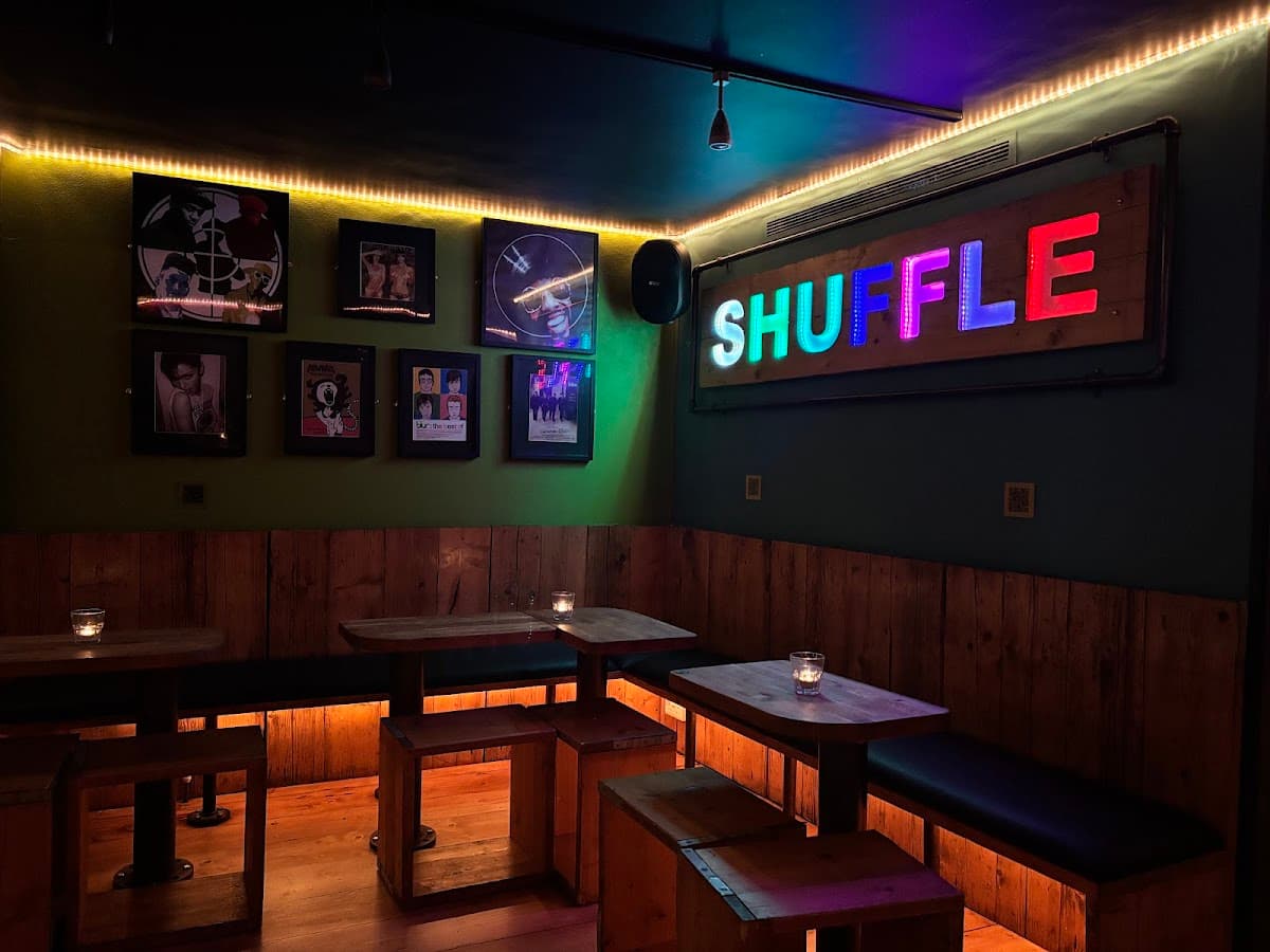 Shuffle Bar & Jukebox