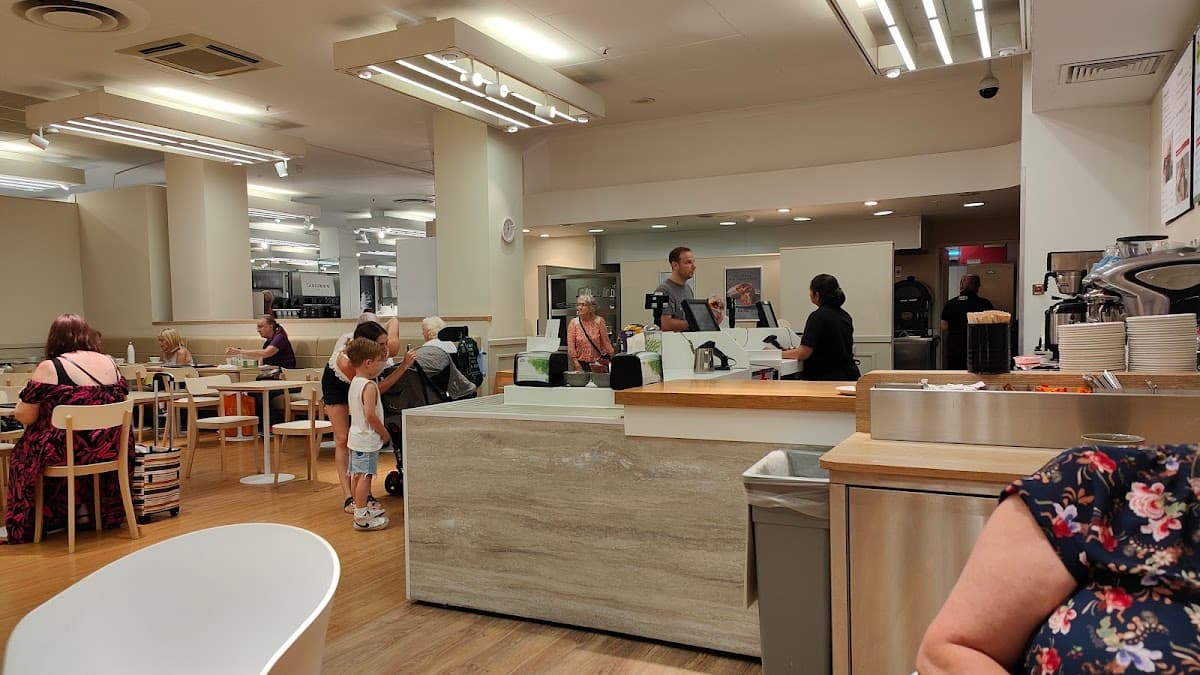 M&S Café
