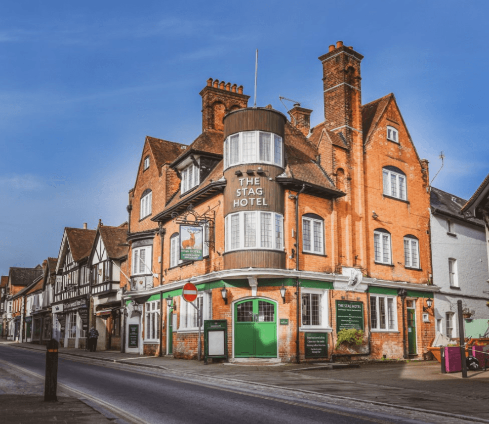Stag Hotel, Restaurant & Bar