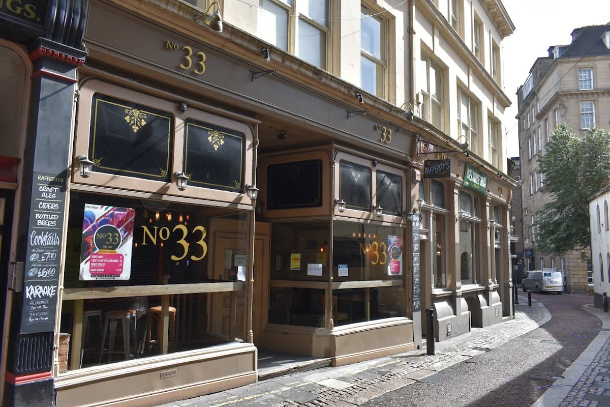 Rafferty's & No.33