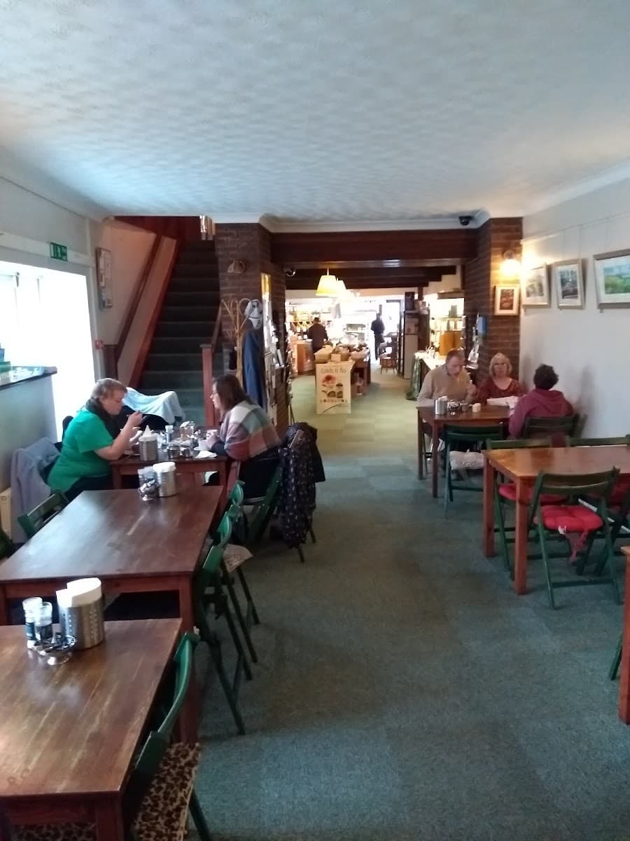 Waverley Stores and Vegetarian Restaurant