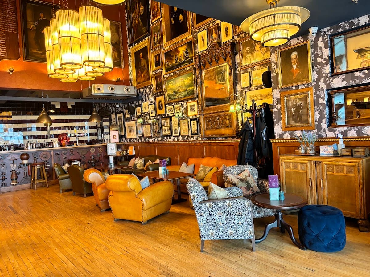 Cosy Club
