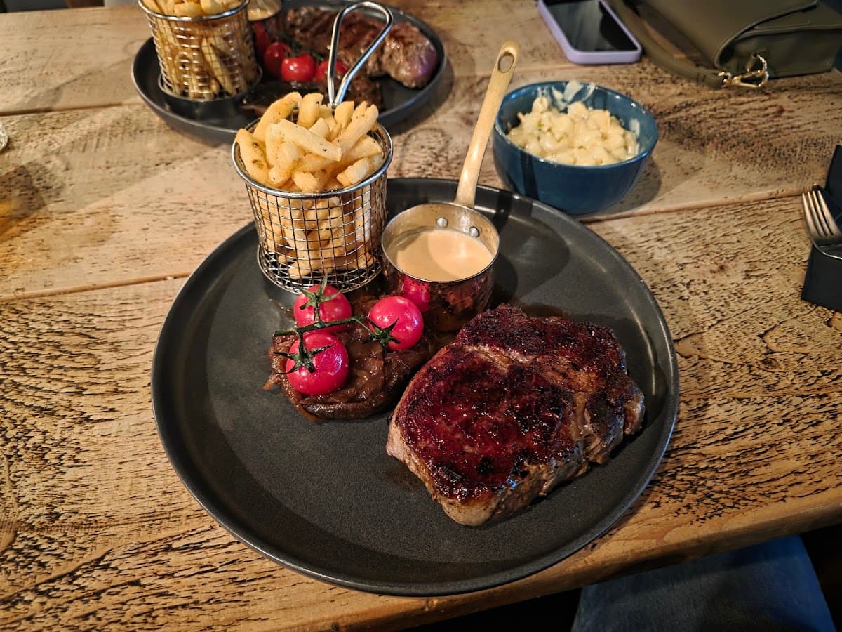 Steaks Of The Lakes