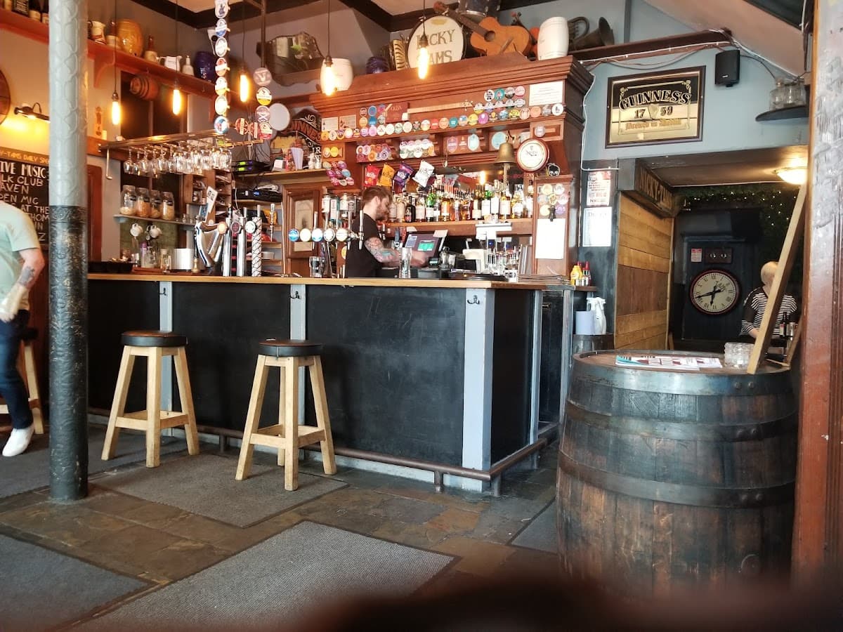 Nicky-Tams Bar & Bothy