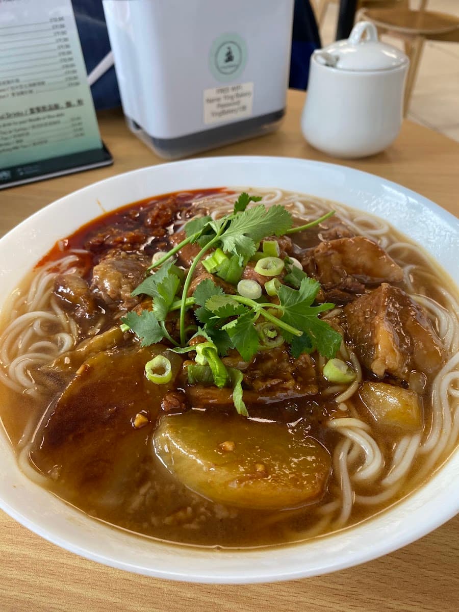 Ying Hong Kong Cafe 盈茶餐廳
