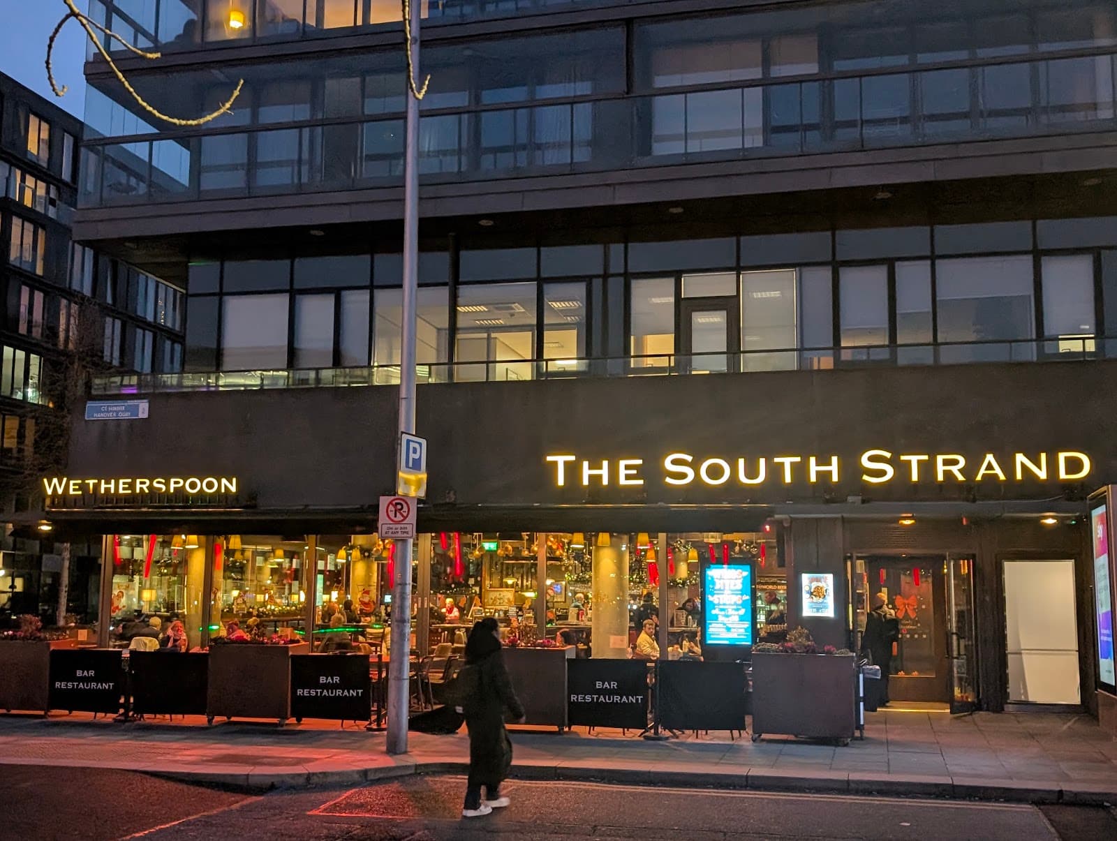 The South Strand - JD Wetherspoon