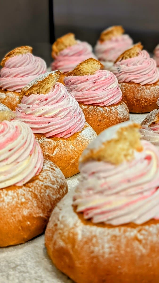 Honeytrap Bakery