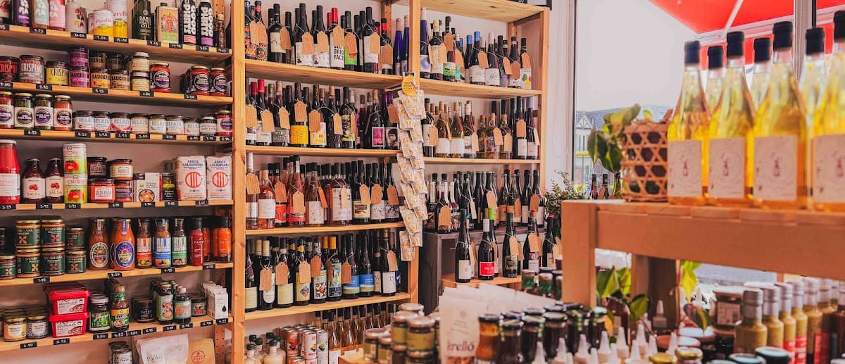 Laura's Deli & Wine
