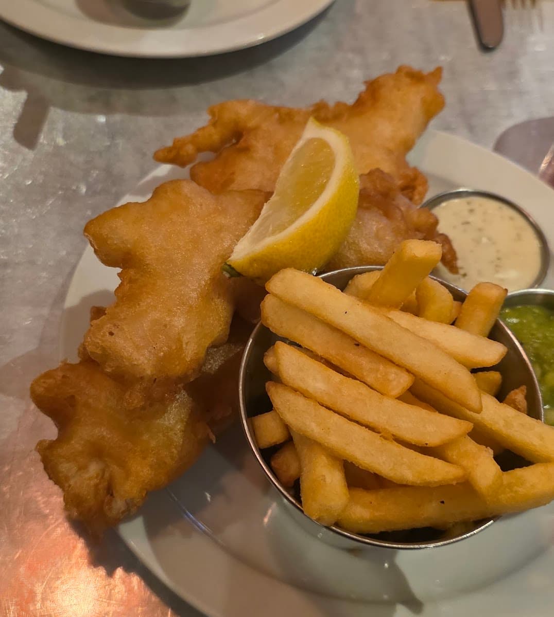 McChristies Bar & Restaurant