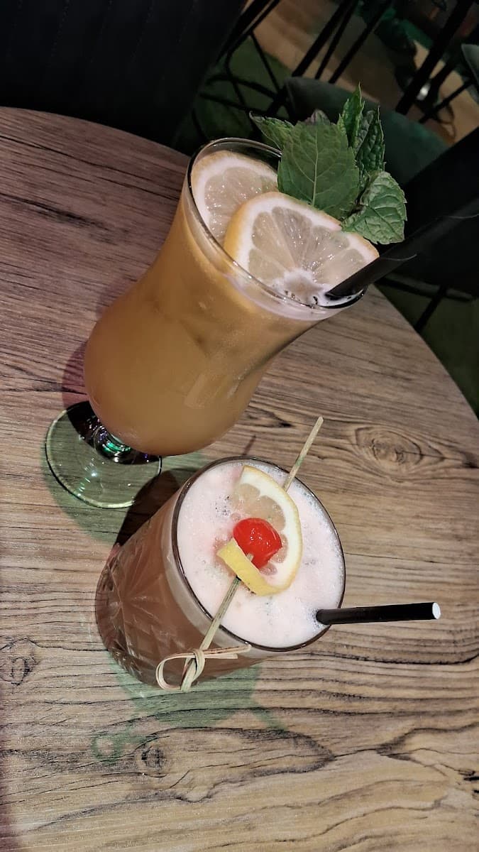 The Garden Bar