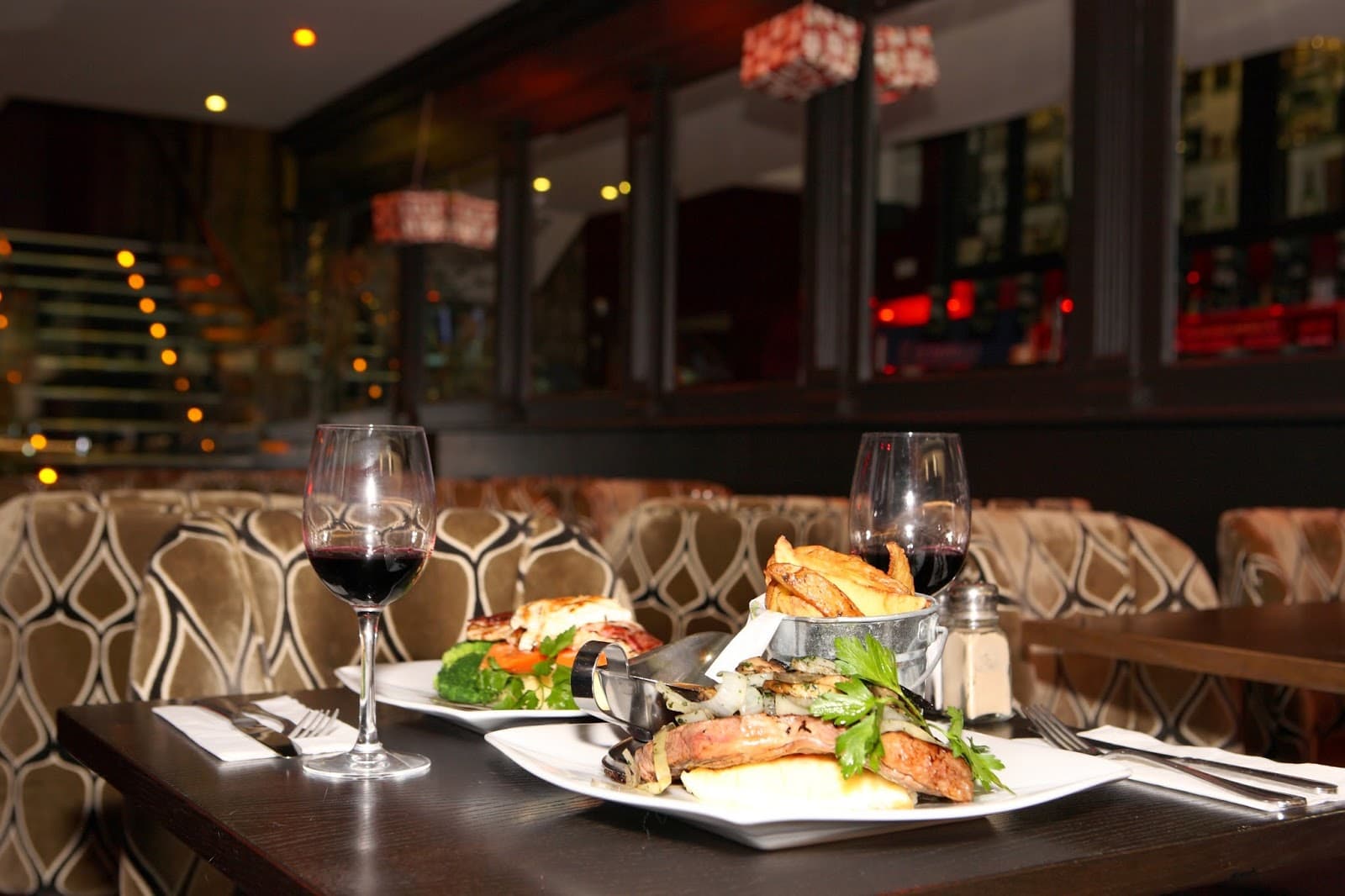 The Parnell Heritage Pub & Grill