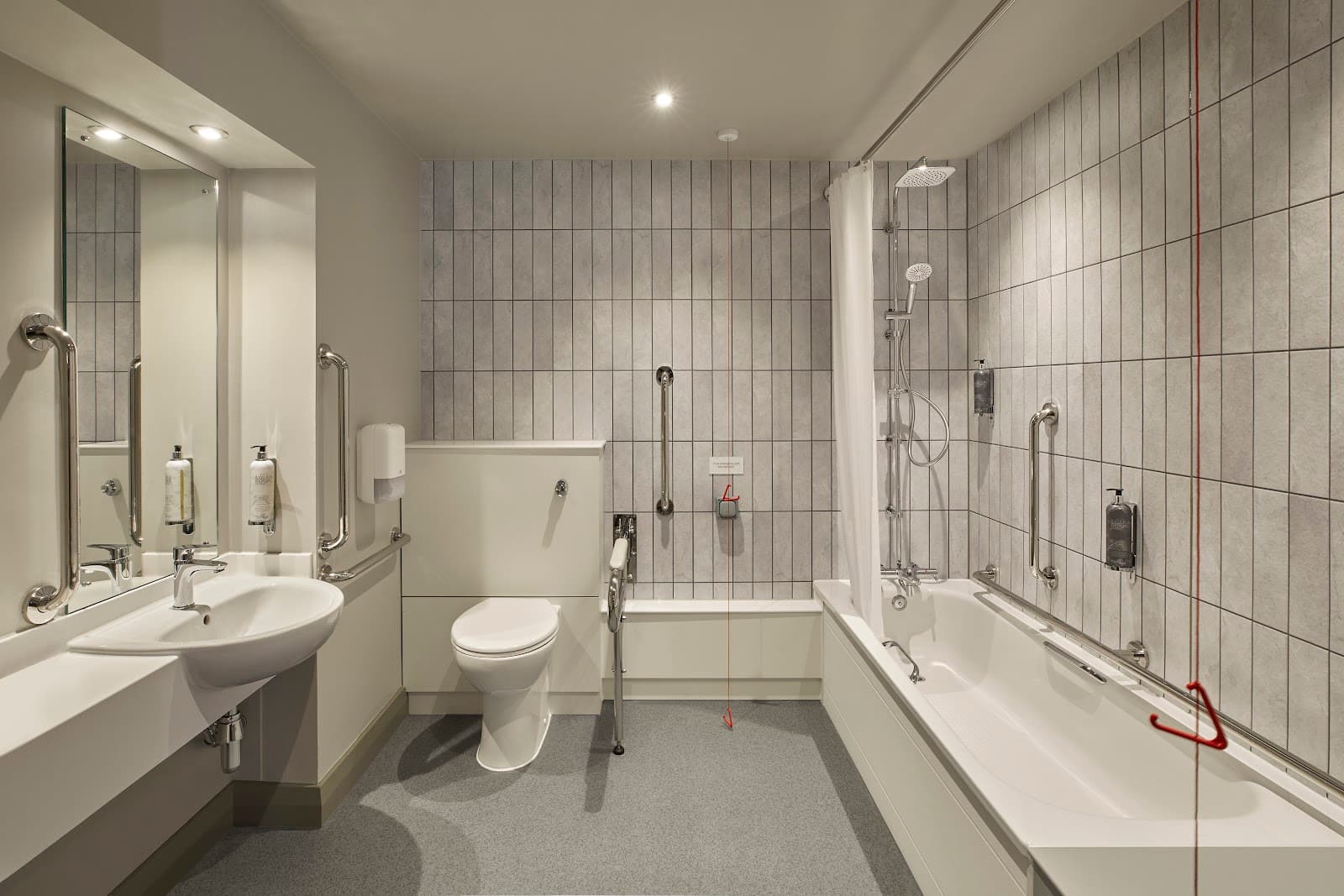 Premier Inn Belfast City Cathedral Quarter hotel