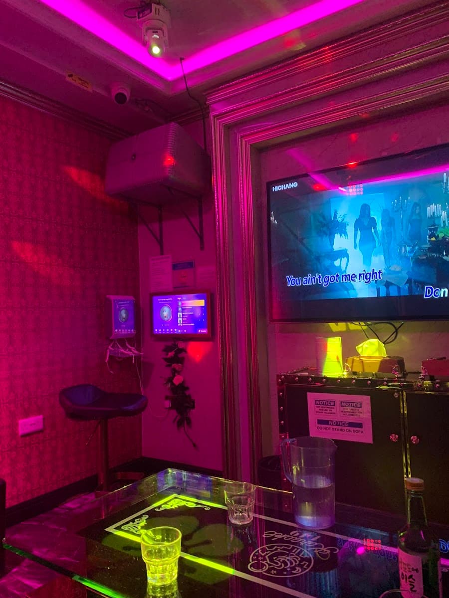 149 Karaoke Club