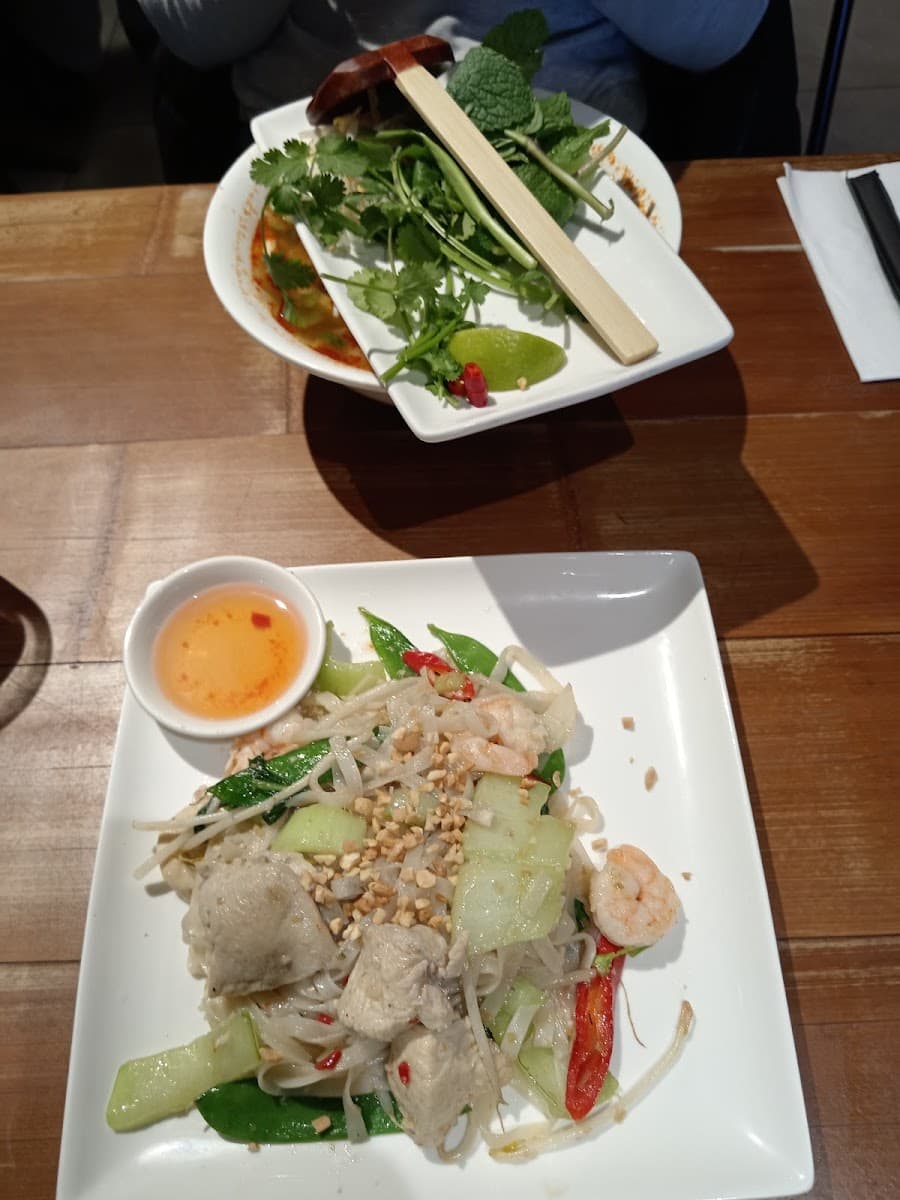 Pho Kingston
