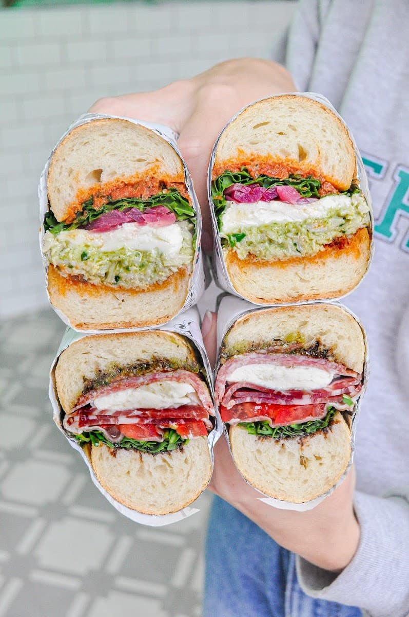 DEREK’S Coffee & Sandwiches
