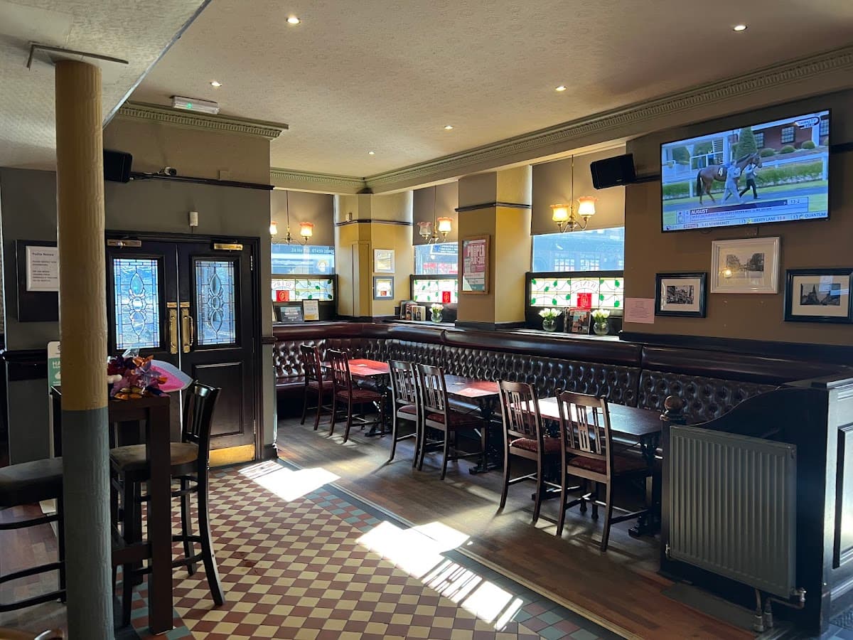 Duke Bar