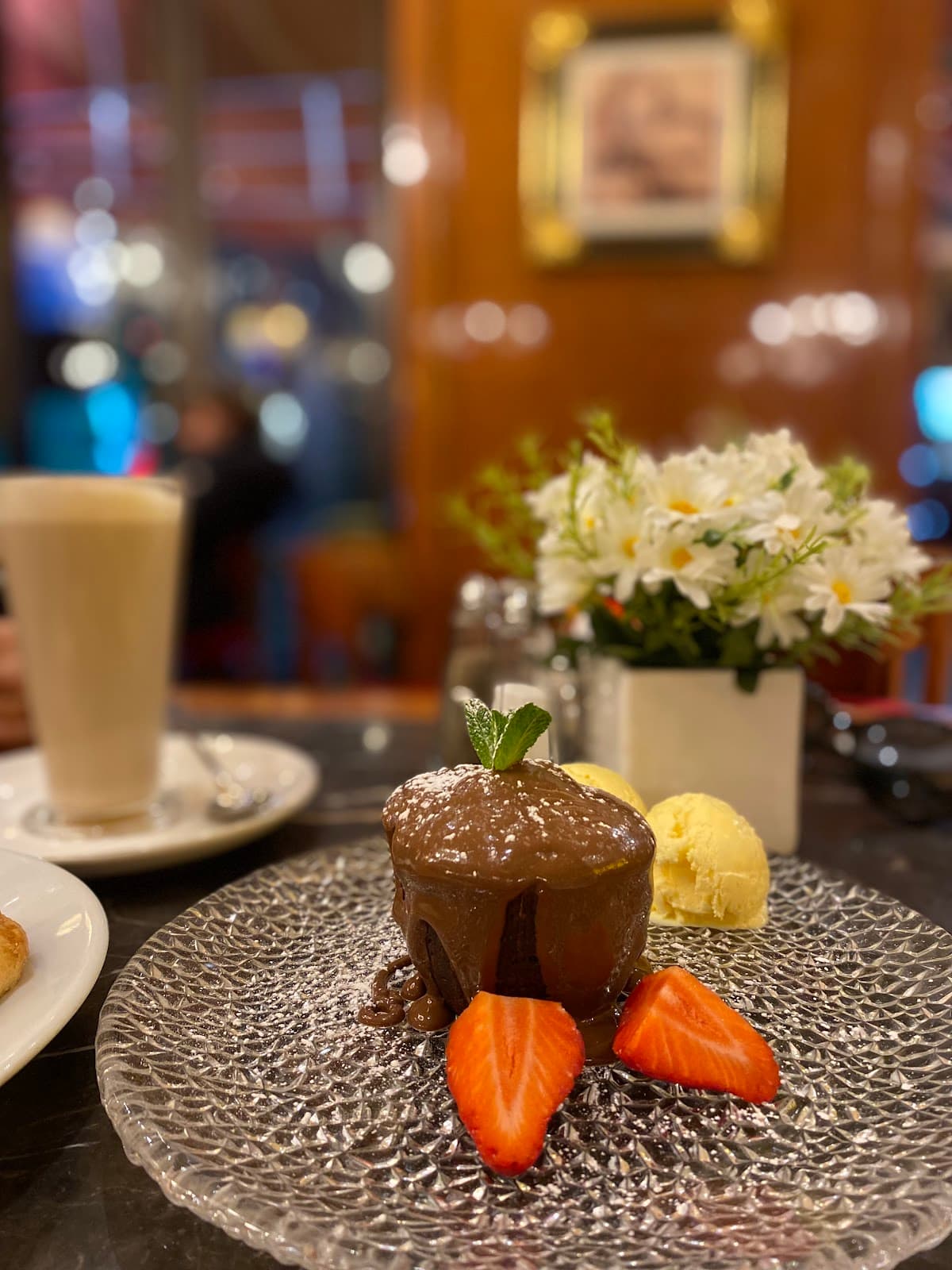 Caffè Concerto Northumberland Avenue