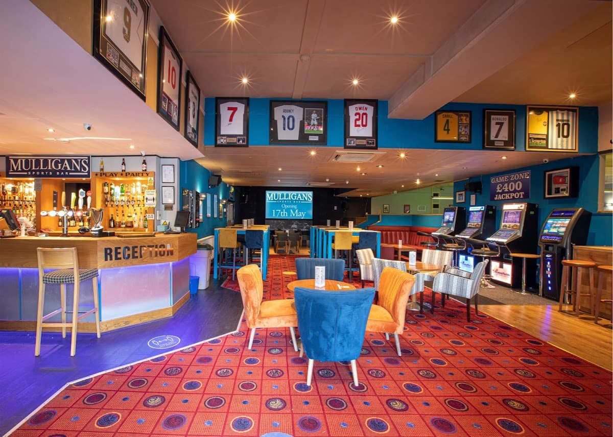Mulligans Sports Bar