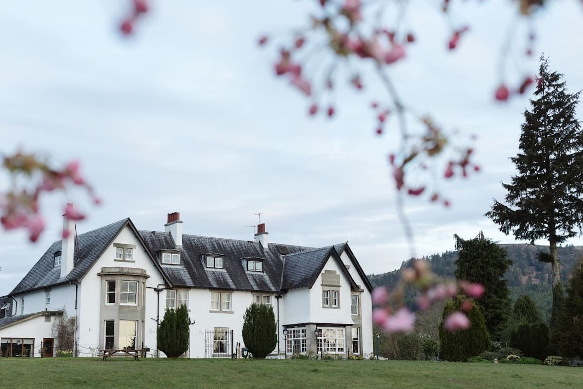 The Lovat Hotel & Restaurant