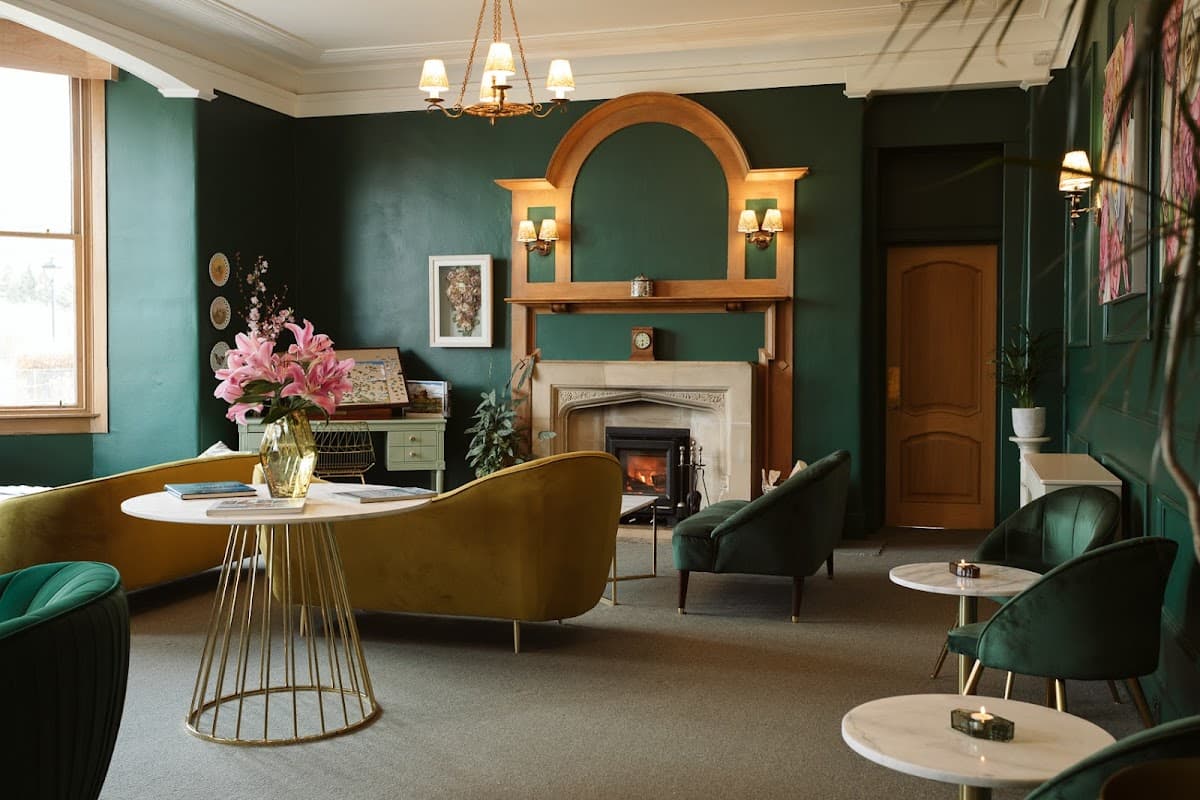The Lovat Hotel & Restaurant