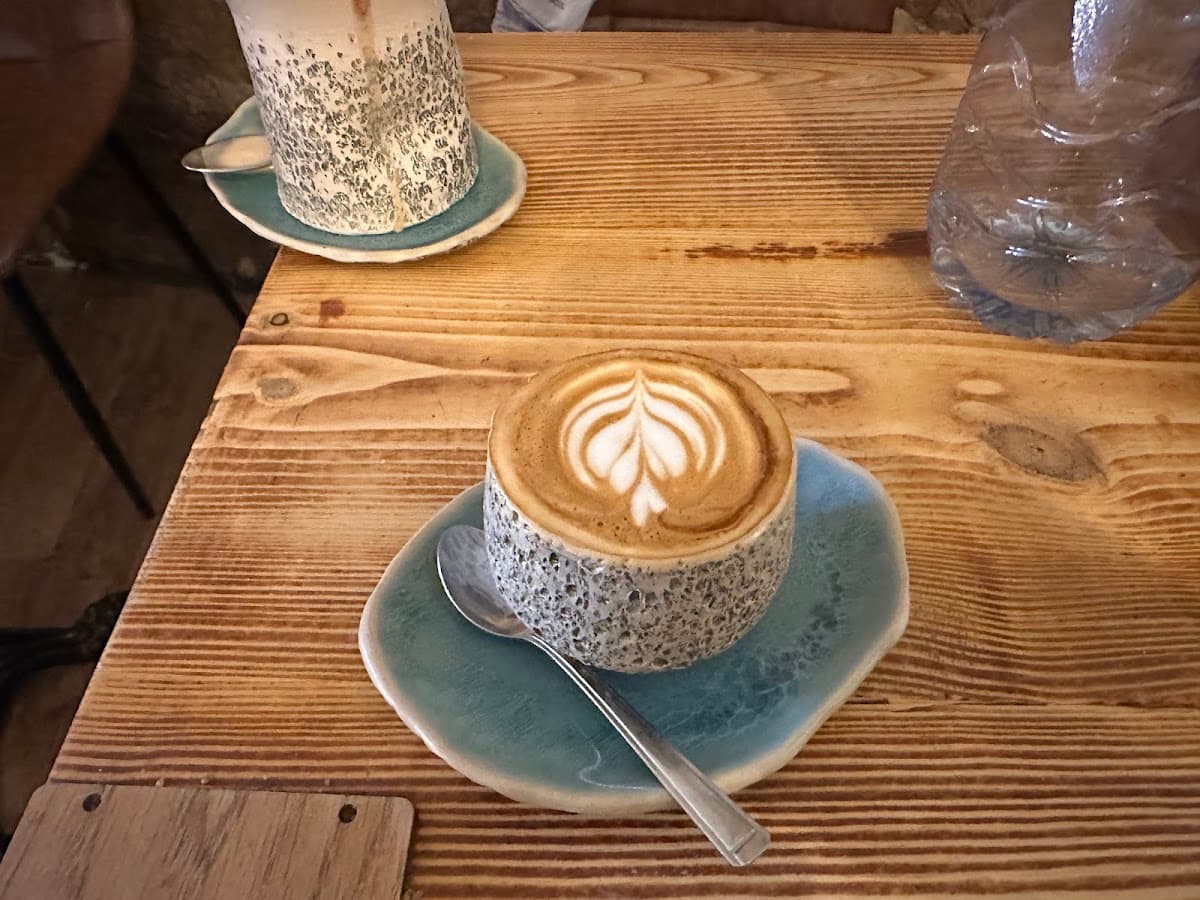 Books N' Cup Cafe