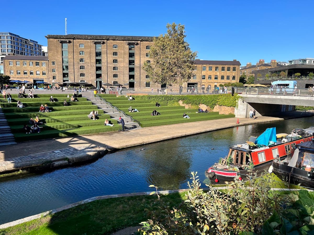 Canalside Green Steps