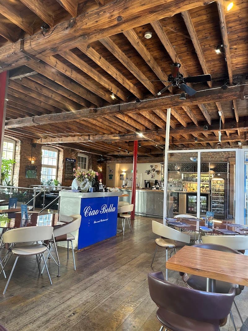 Ciao Bella Bar & Restaurant