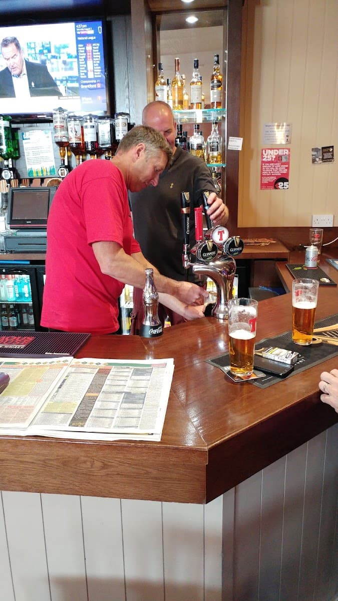 Eddy's Bar