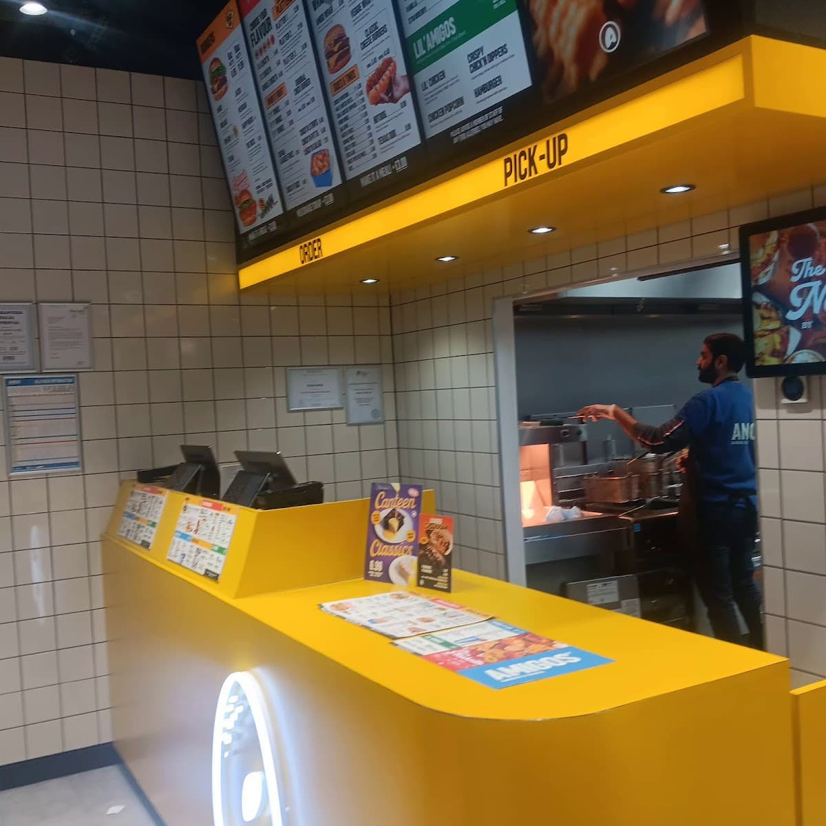 Amigos Burgers & Shakes - Milton Keynes