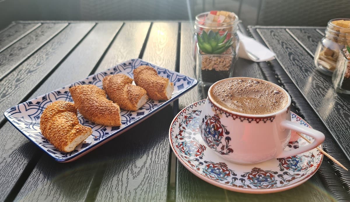 Trio Cafe Bar