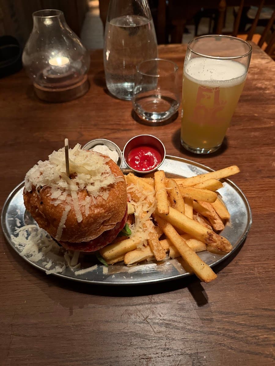 The Radnor Arms