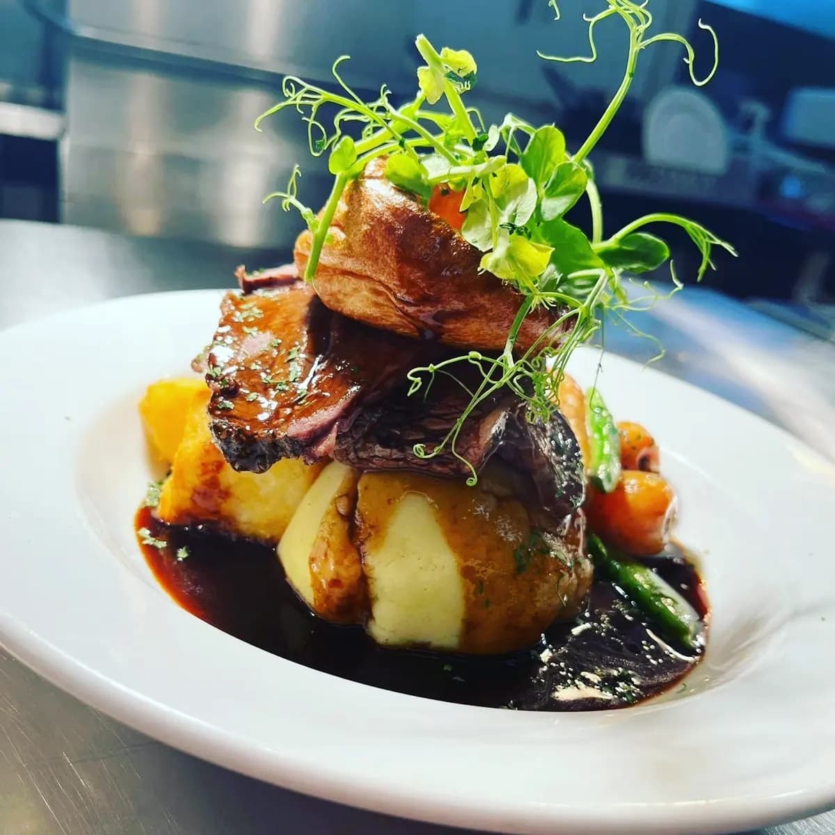Maggie's Bar & Kitchen