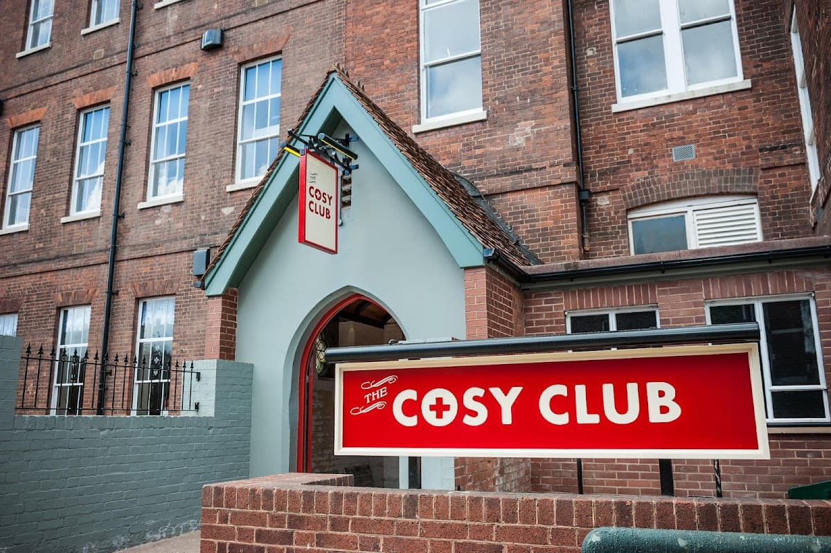 Cosy Club