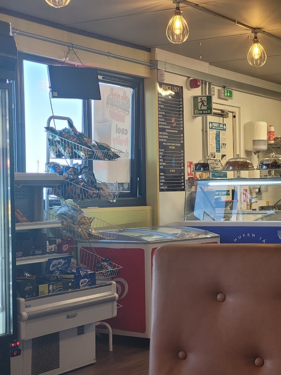 Memo Bay Cafe