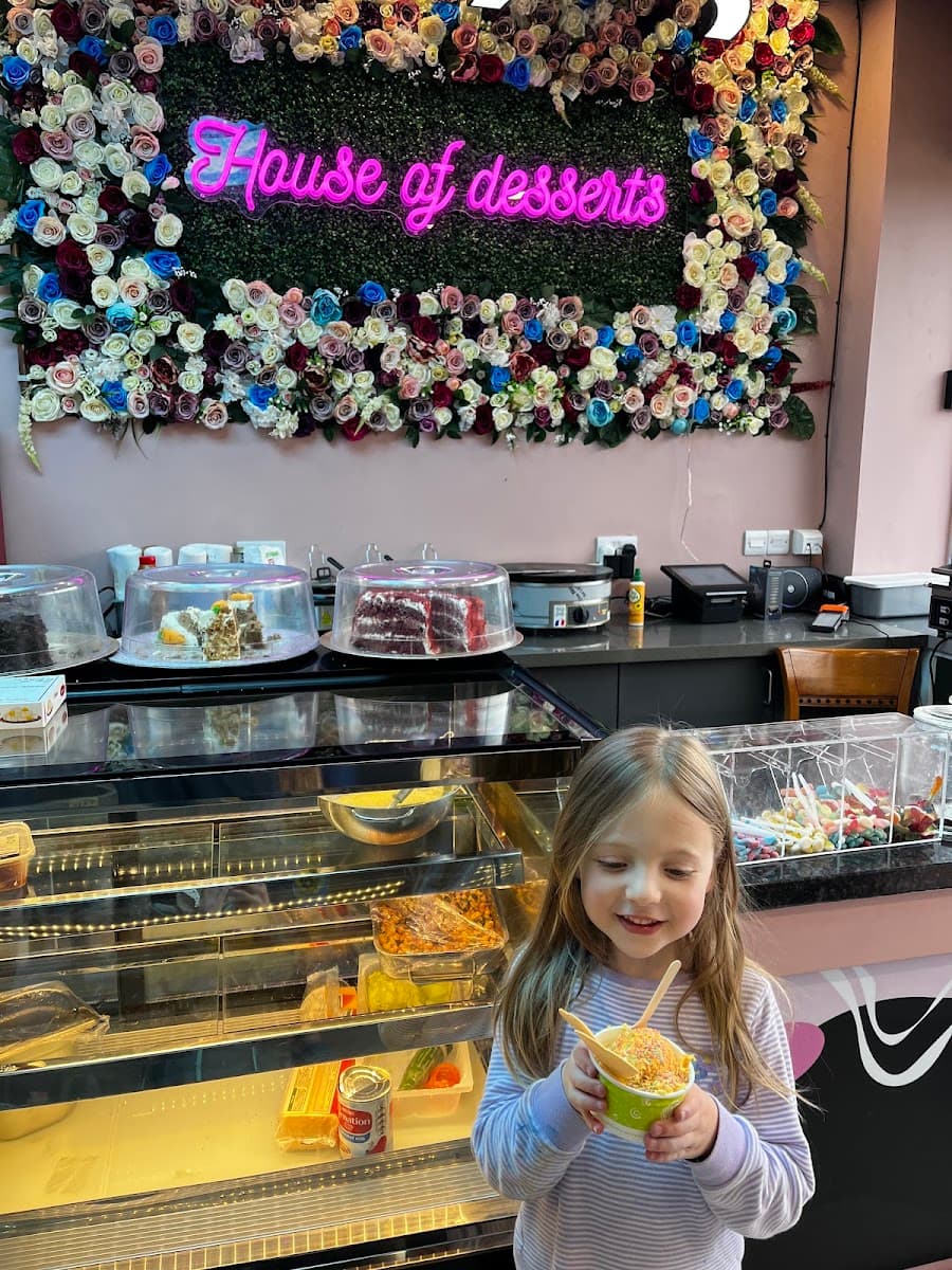 House of Desserts