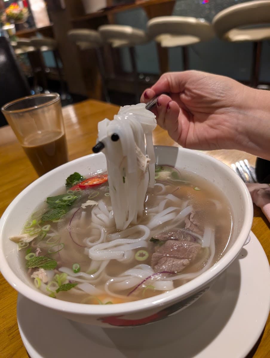 FOUR Seasons PHO Vietnamese restaurant